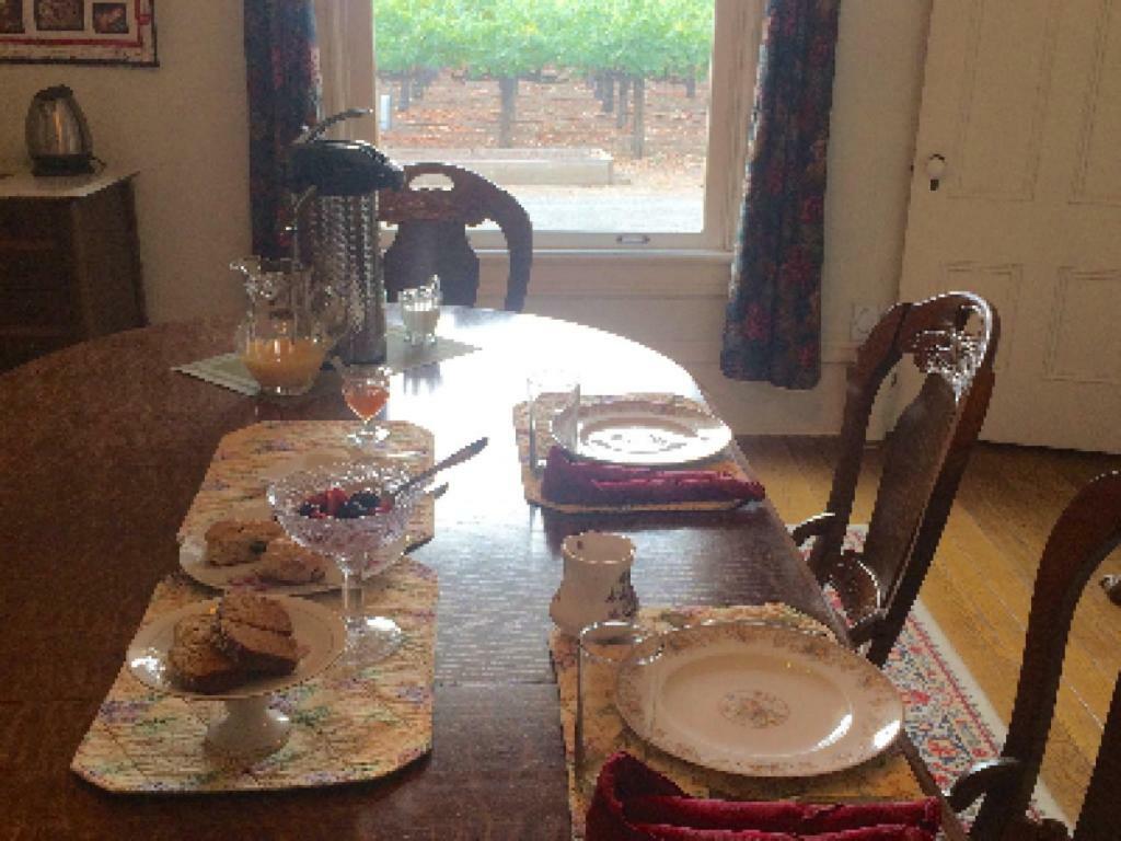 Inn At Salvestrin St. Helena Buitenkant foto